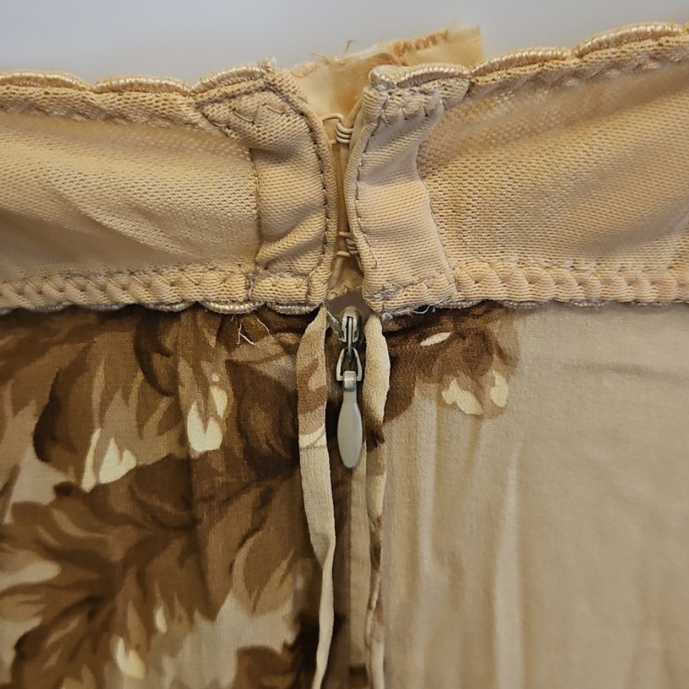 Vintage Spring 1997 Dolce & Gabbana Beige & Cream Floral Silk Maxi Dress - Picture 7 of 16